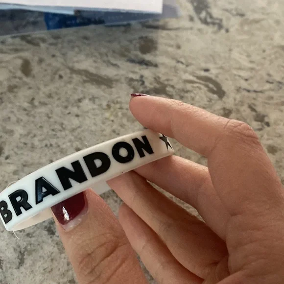 Let’s go Brandon bracelet white - Picture 2 of 2